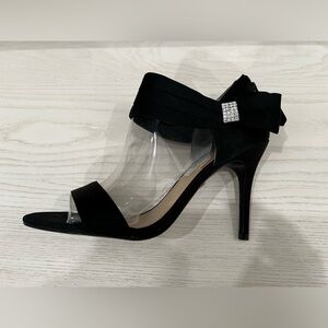 Nia black evening heels. Size 9